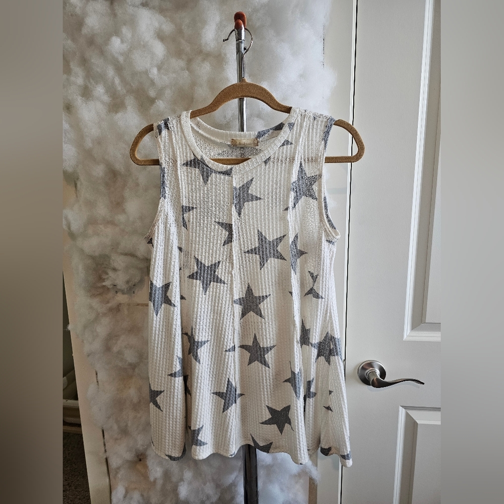 Altar'd State Sleevless Shirt With Stars